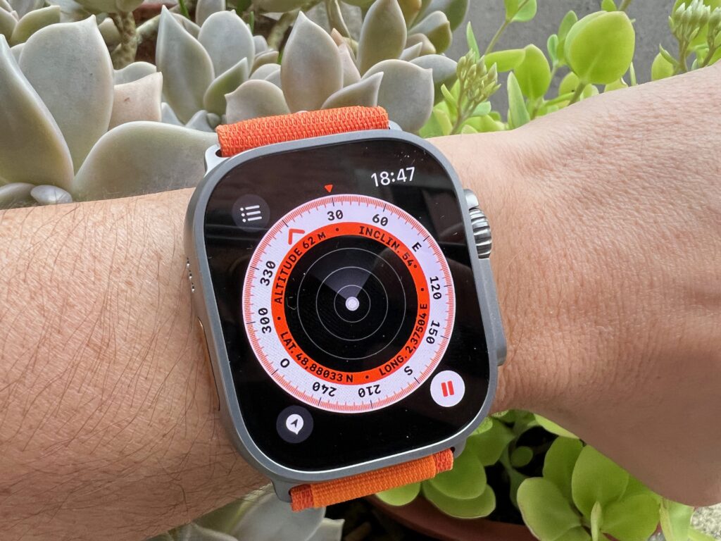 Apple Watch Ultra Boussole